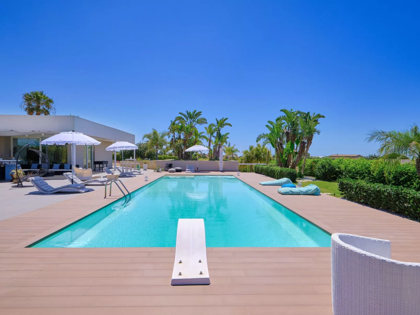 Anthea, Villa mit Pool und Fußball-Tennisplatz nur wenige Kilometer vom Strand-Inside