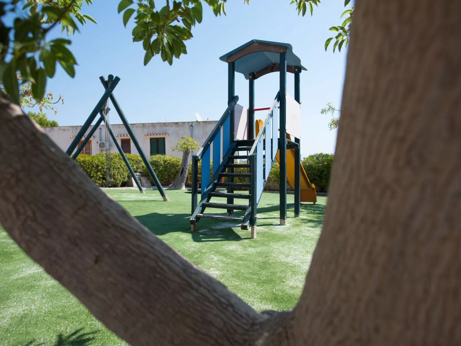 Renella' Wohnung mit Wasserblick-Inside