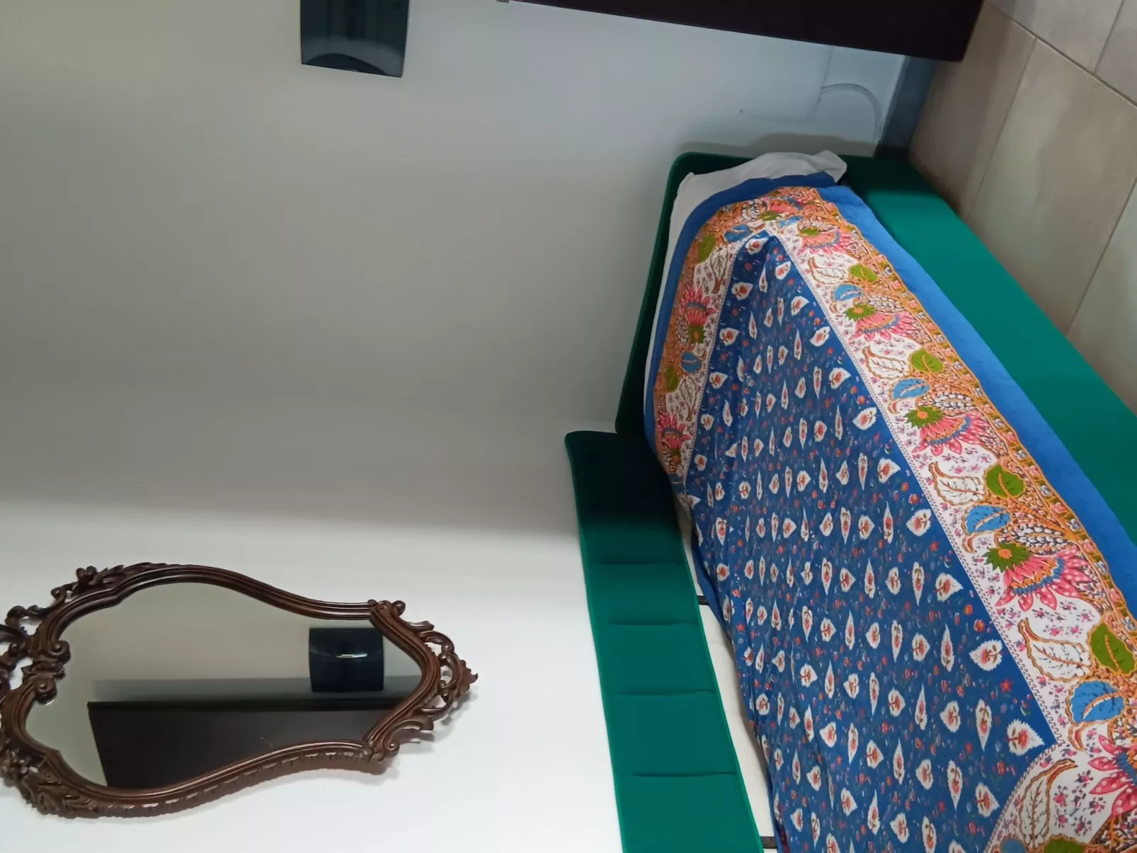 In Verduno mit Gemeinschaftspool-Dedans