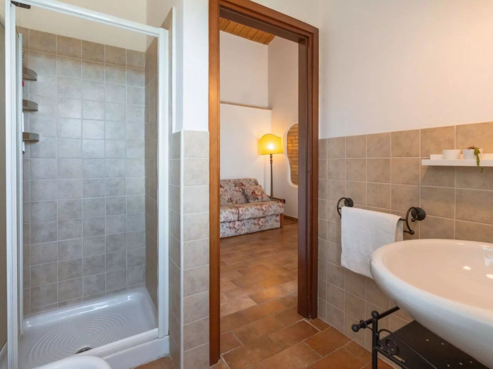 Villa mit privatem Pool und Wellnessbereich-Drinnen