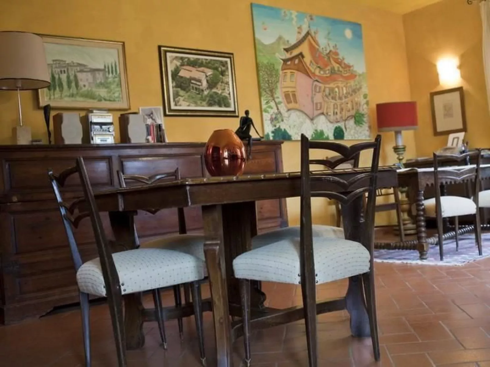 Tolles Ferienhaus in Pian Di Scò mit Privatem Pool und Panoramablick-Drinnen