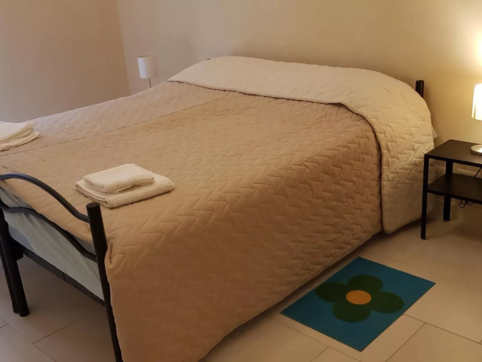 Wohnung 'Ascar' mit Balkon-Drinnen