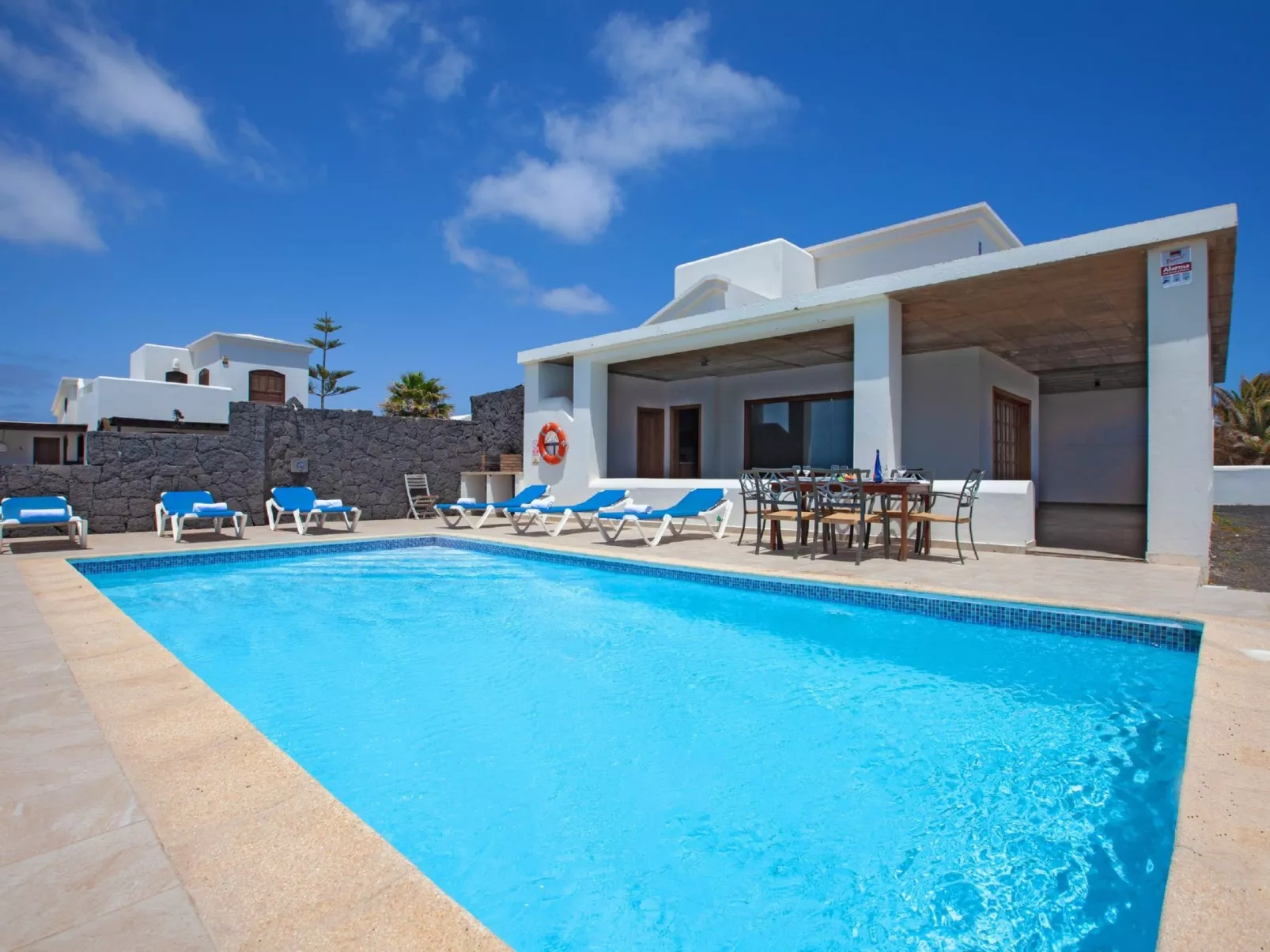 Wunderschöne, umweltfreundliche Villa am Meer-Inside