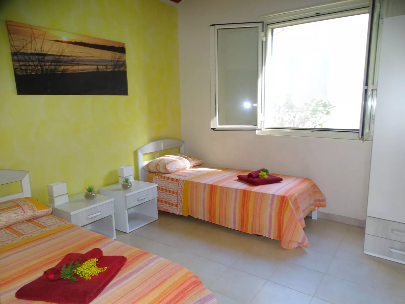 Schöner Bungalow direkt am Sandstrand auf Sizilien-Dedans