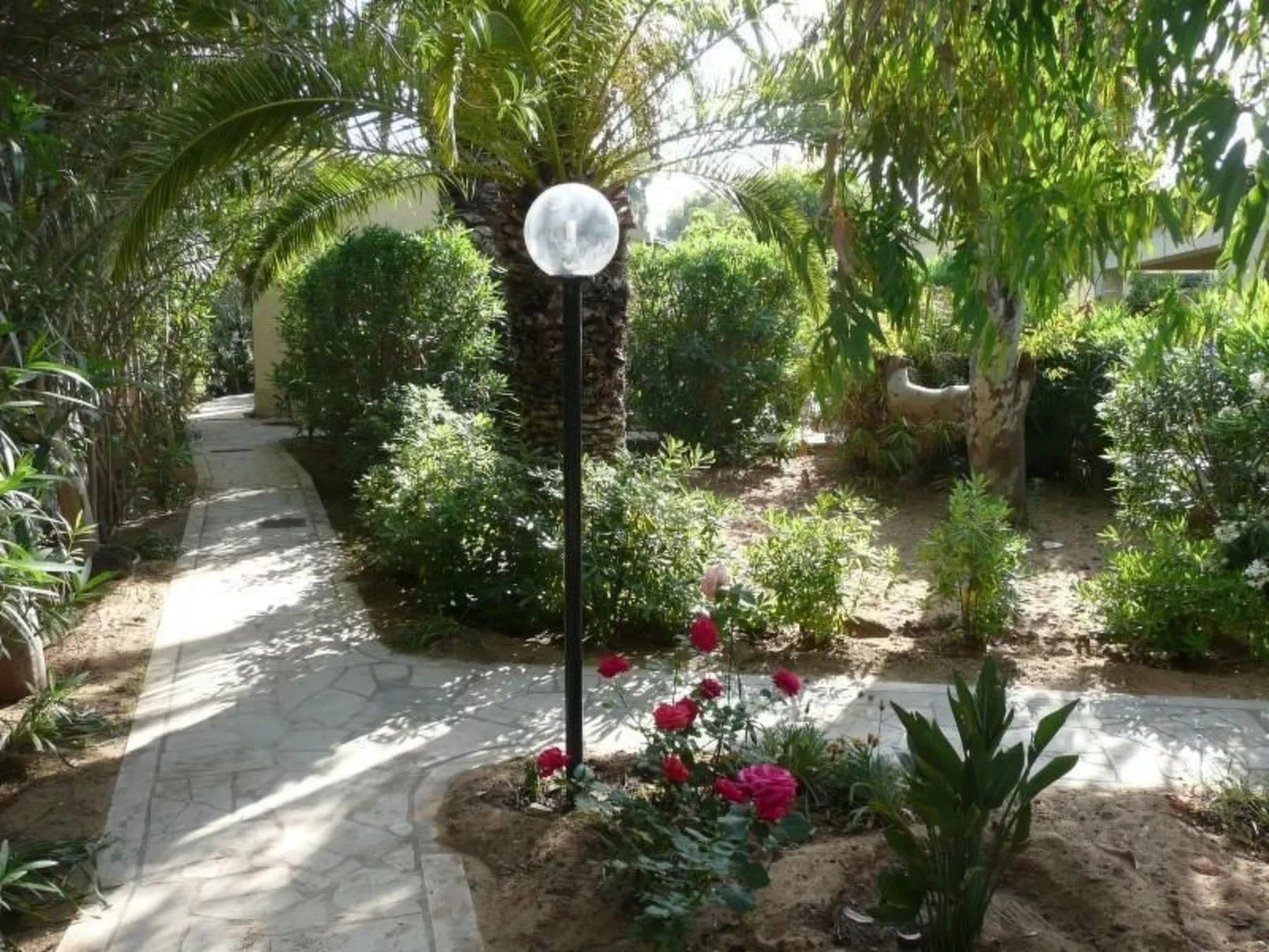 Schöner Bungalow direkt am Sandstrand auf Sizilien-Inside