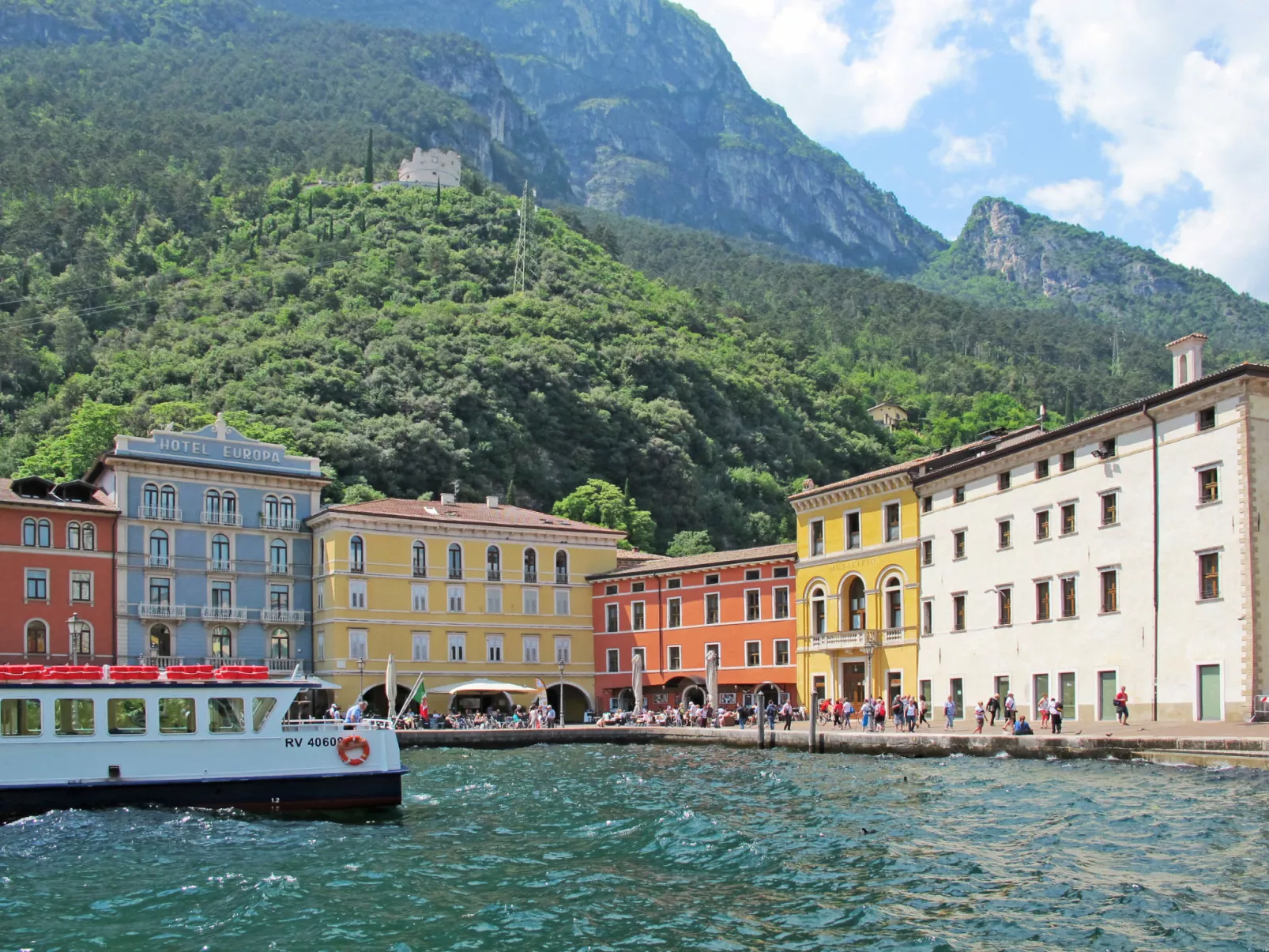Villa im Grünen in Riva del Garda mit Garten-Area