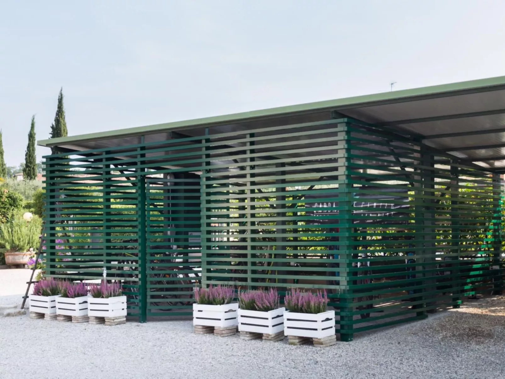 Wohnung mit Privatparkplatz und Aussicht-Dehors