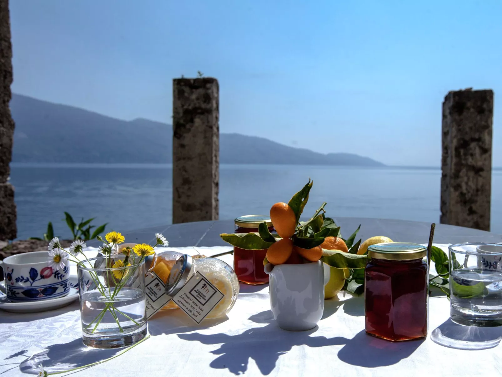 Clementina Romantisches Appartement mit Seeblick-Inside