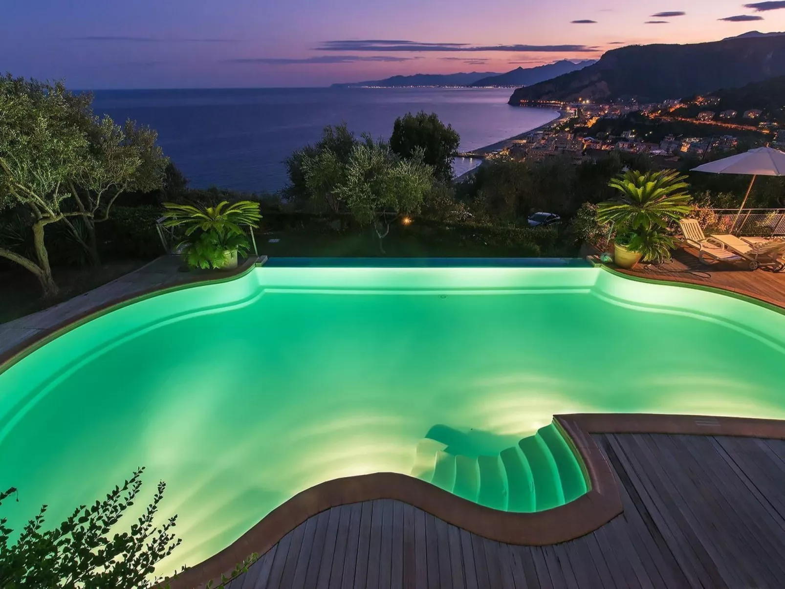 Wohnung mit Terrasse, Gemeinschaftspool und Aussicht-Outside