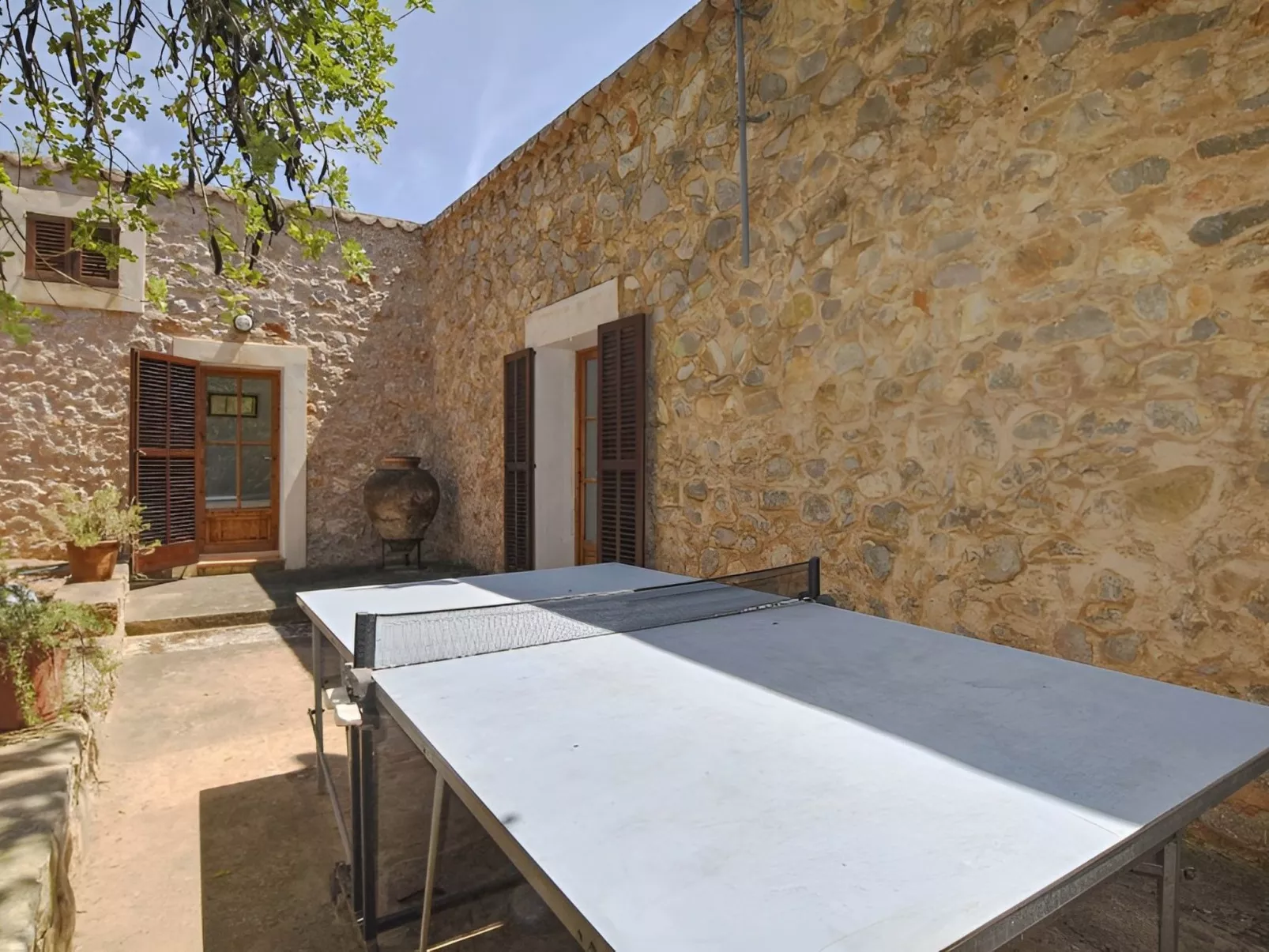 Finca mit Bergblick, Schwimmbad und Klimaanlage.-Draußen