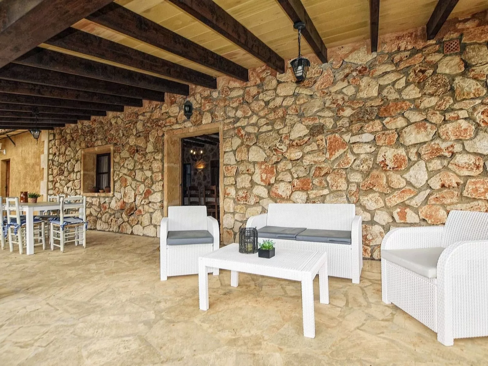 Finca mit Schwimmbad und in der Nähe des Rafal Nadal Zentrums-Drinnen