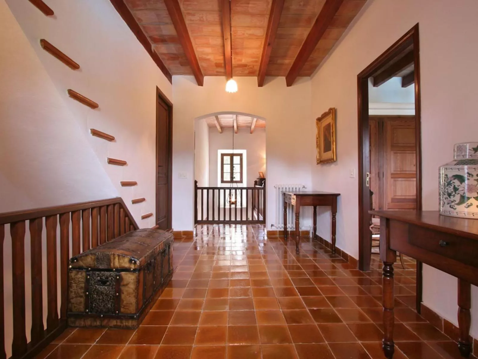 Guillo. 300 Jahre Geschichte an einem zeitlosen Ort-Dedans