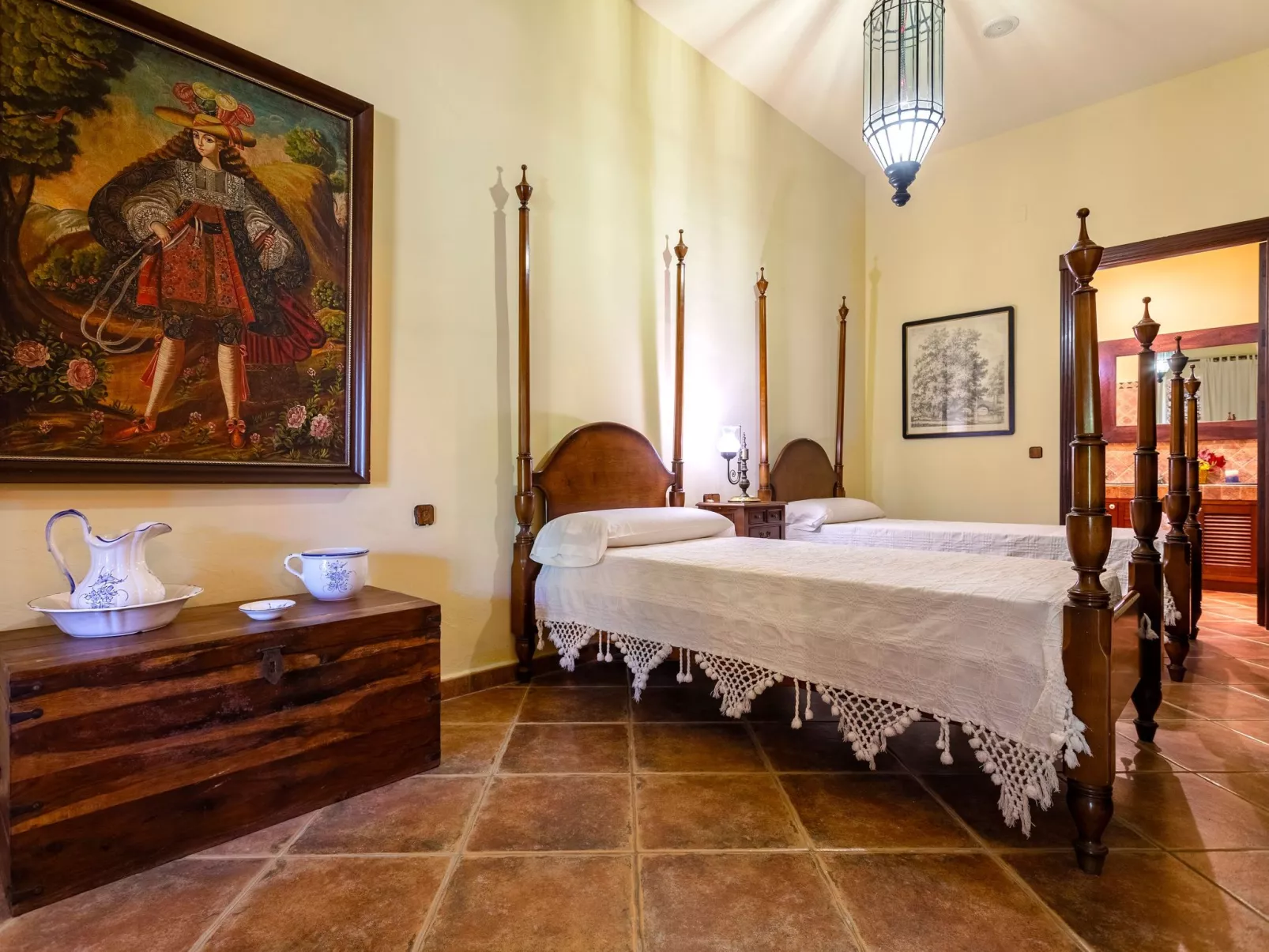 Beheiztes Hallenbad und Freibad-Drinnen