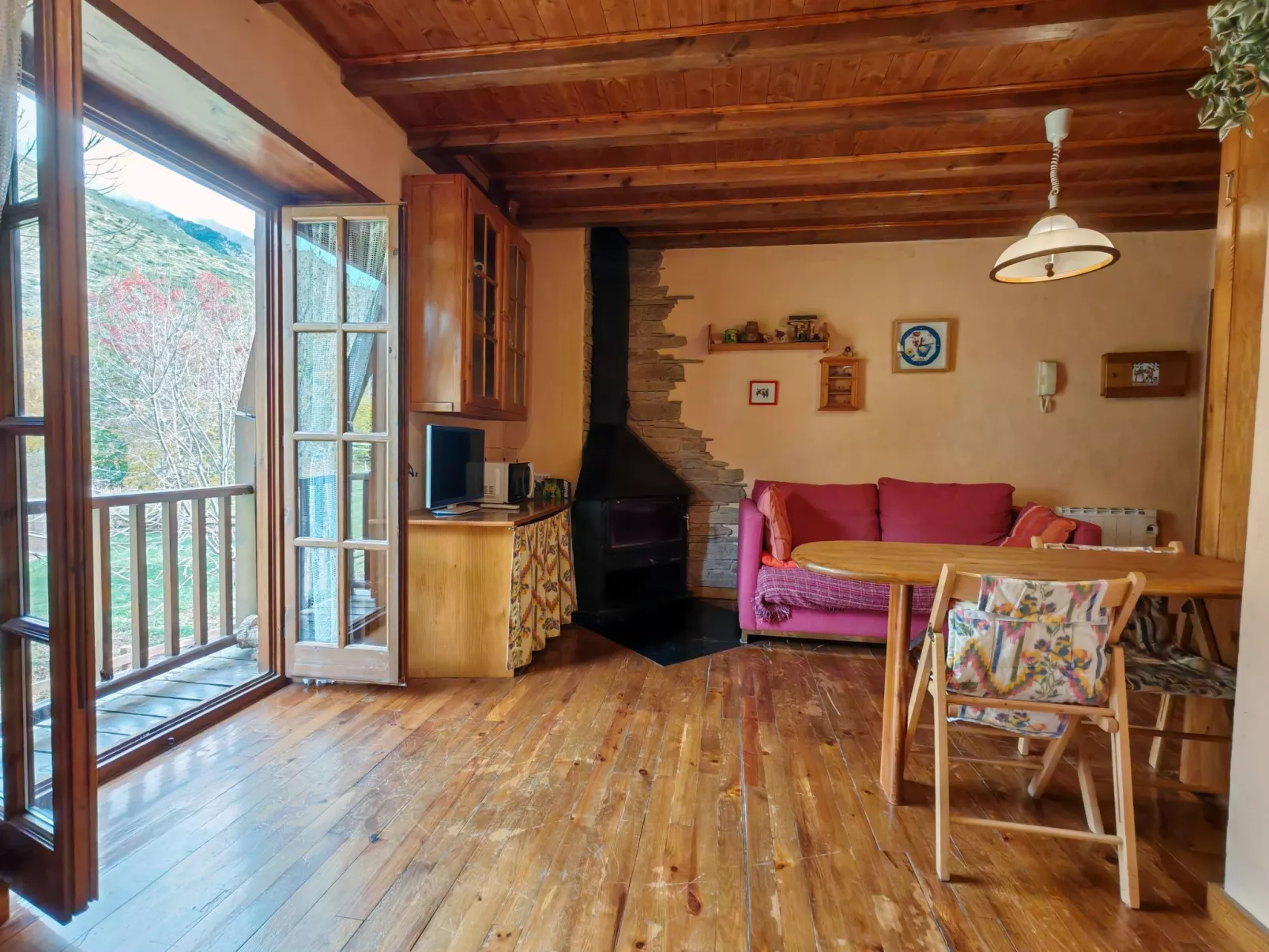 Studio mit Kamin Cosmos 3 Vall de Boí-Inside