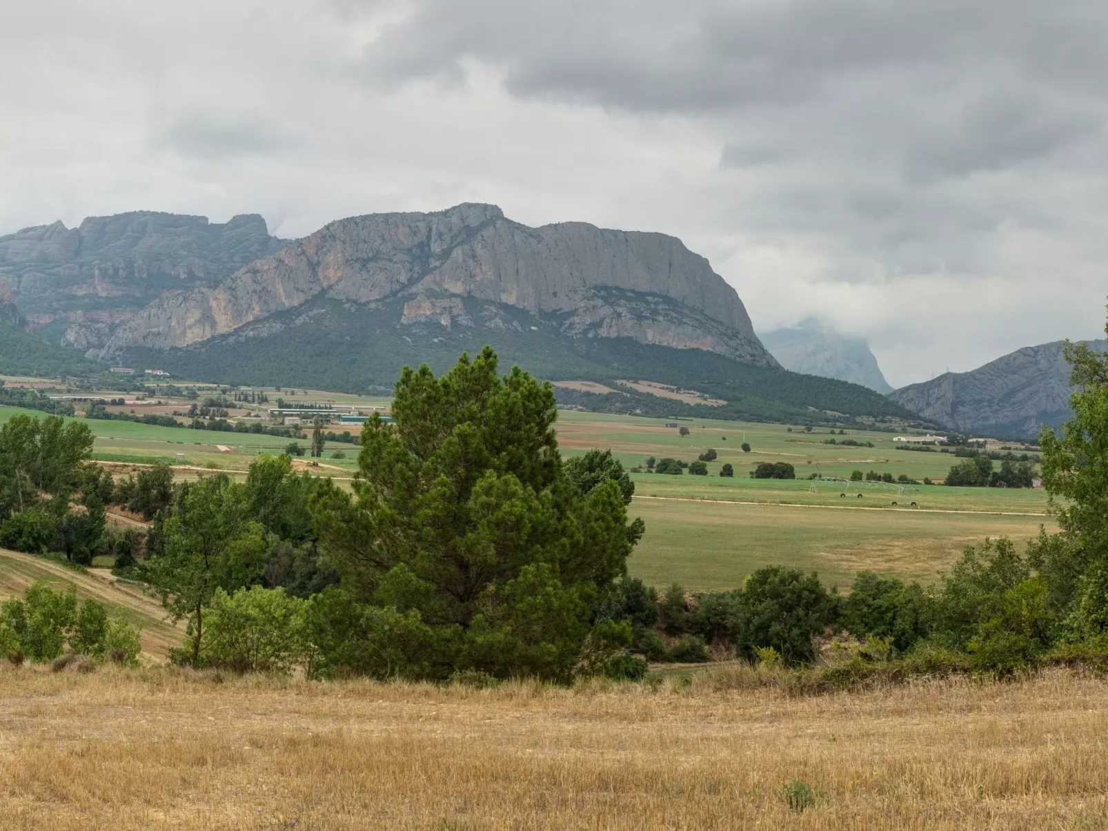 Cal Serveró 2-Outside