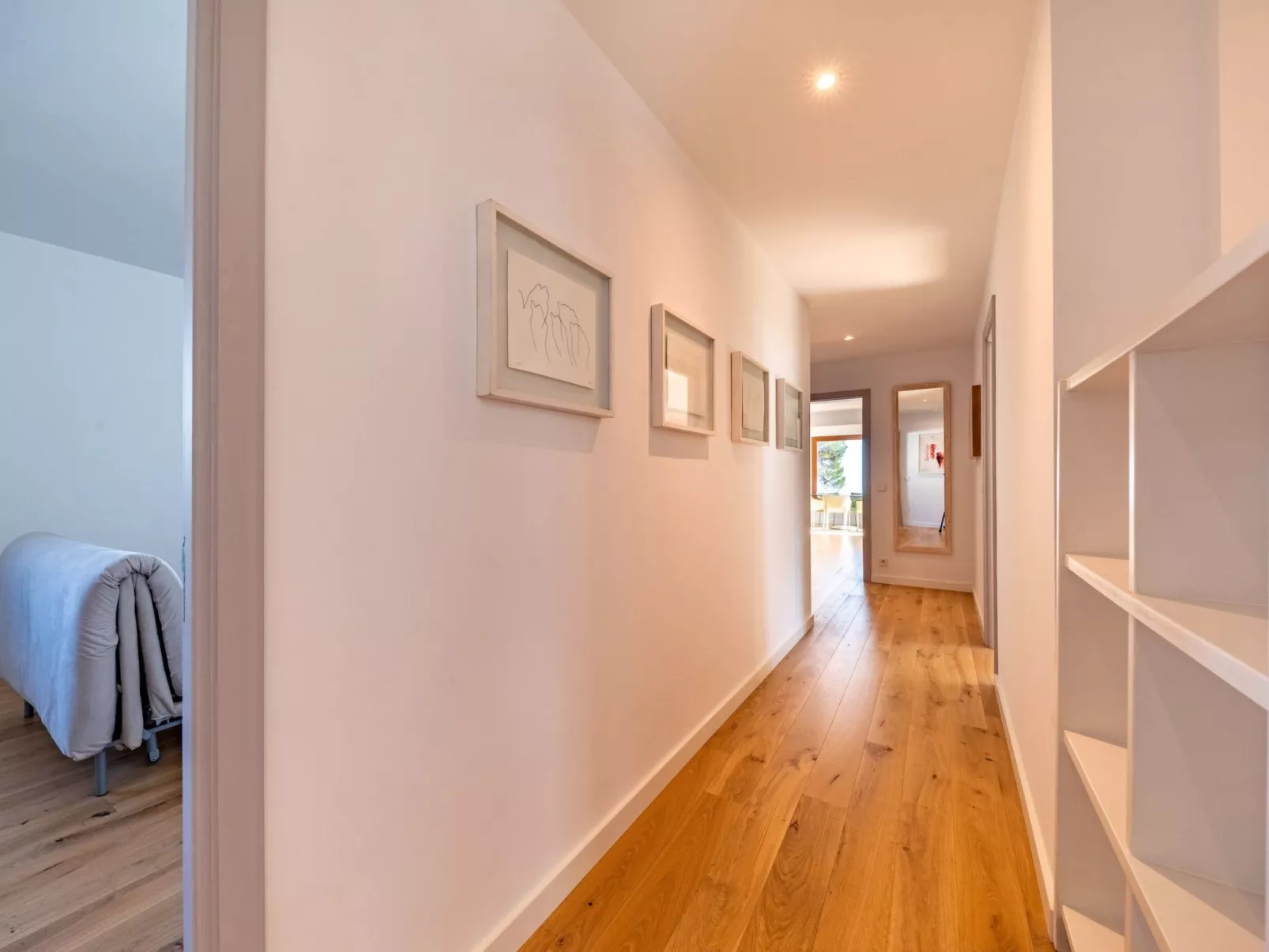 Villa "Mar i Pins" mit Garten, Grill und Terrasse-Dedans