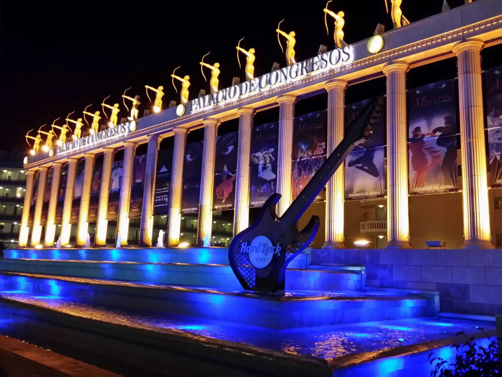 Jacaranda am Meer-Inside