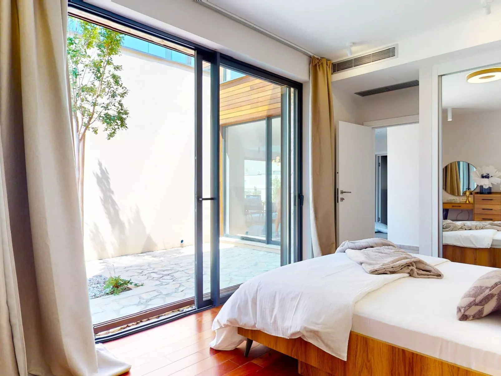 Villa Artemisia-Image-tags.info