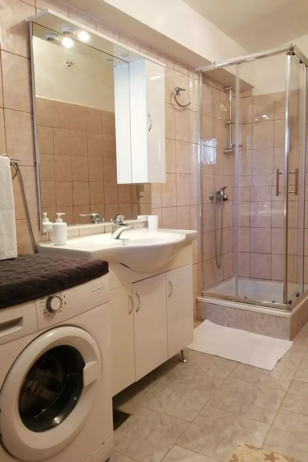 Studio-Apartment mit Meerblick in der Nähe des Strandes-Dedans