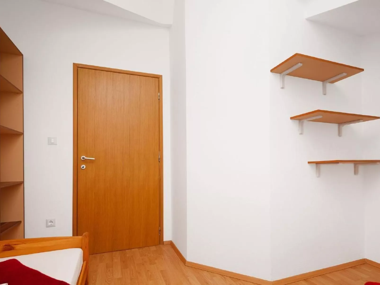 Moderne Ferienwohnung mit jacuzzi-Dedans