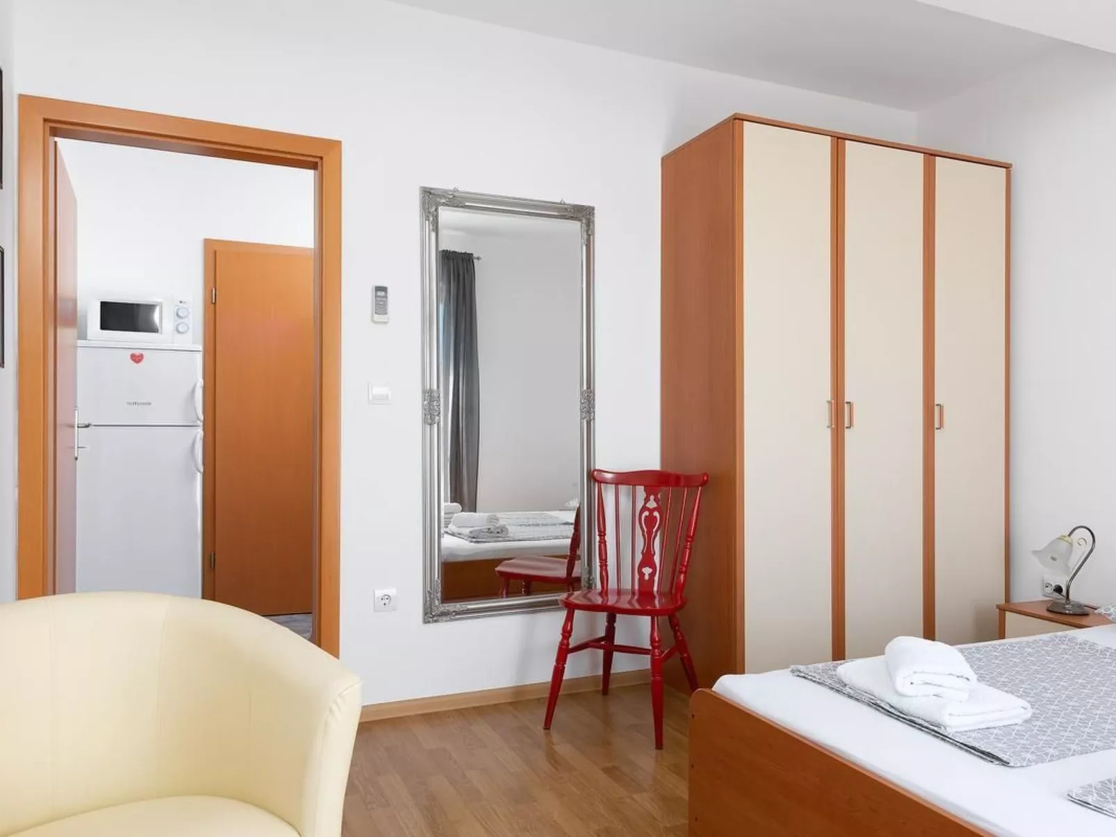 Studio-Wohnung "Marco Polo D1" mit Terrasse-Drinnen