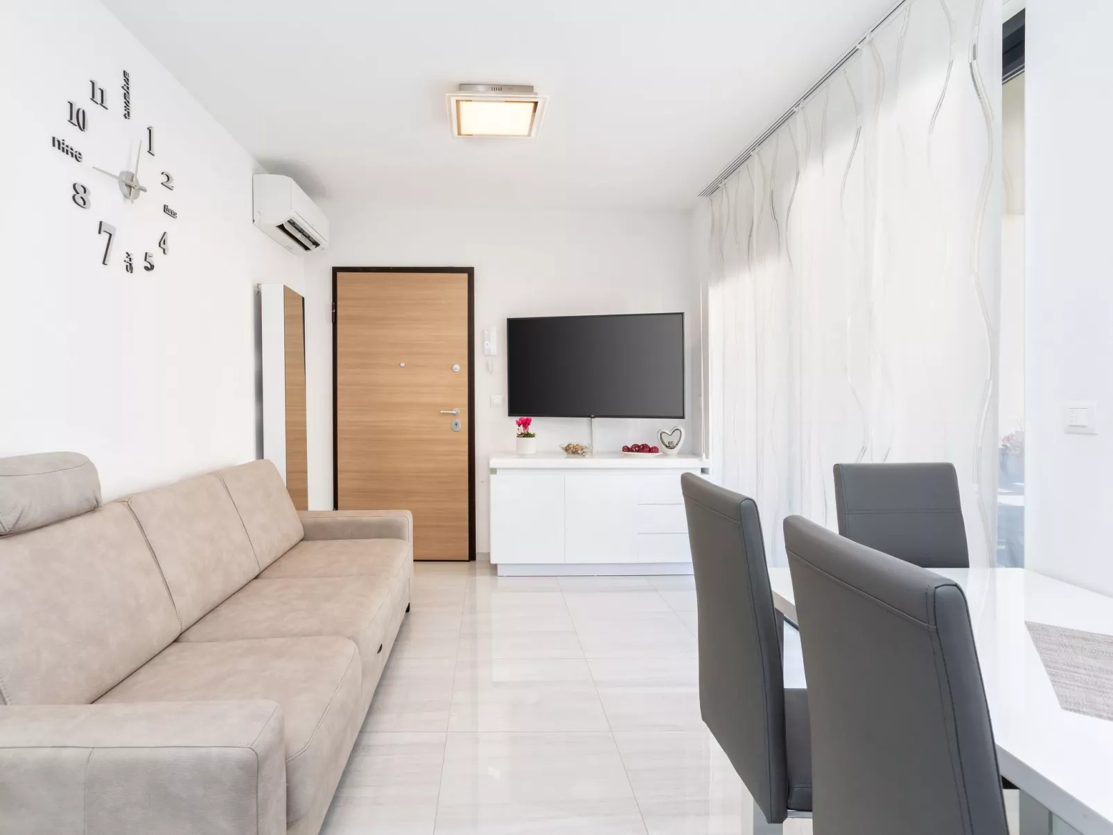 Alex-Betty direkt am Meer-Inside