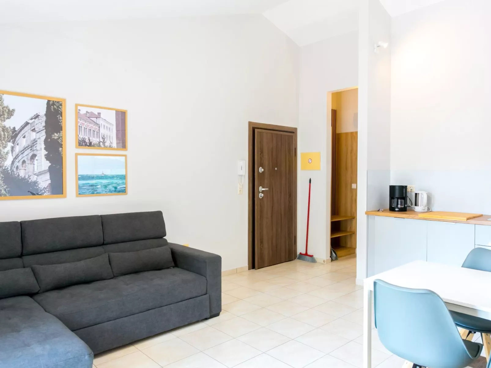 Wohnung "Pinia 4" mit Balkon-Image-tags.info