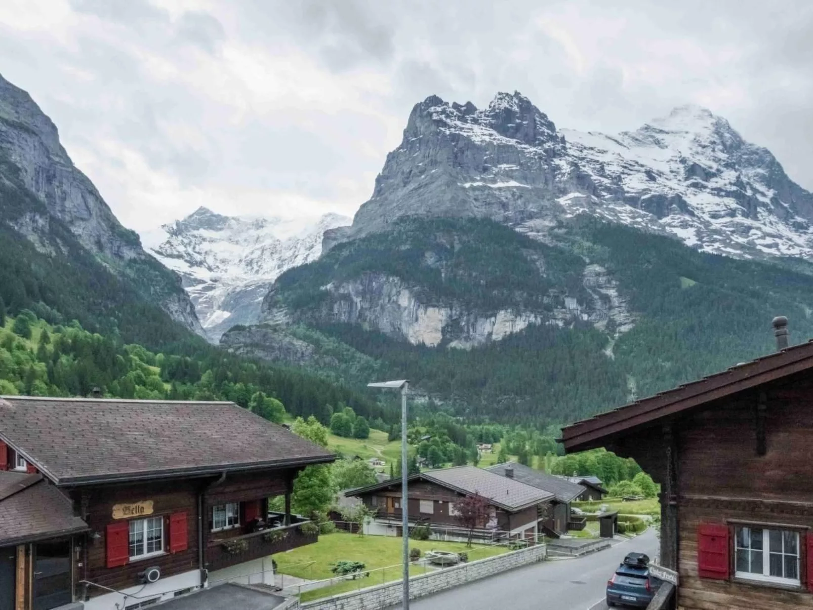 Studio Astoria-Outside