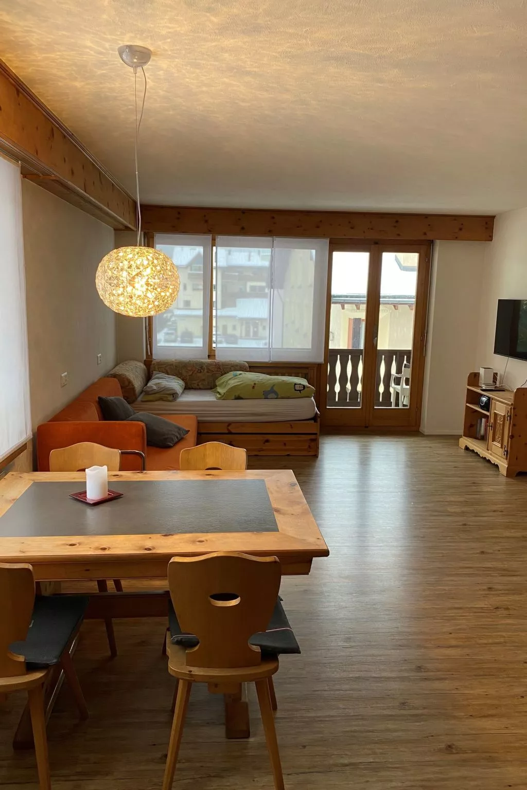 Wohnung Curtins-Drinnen