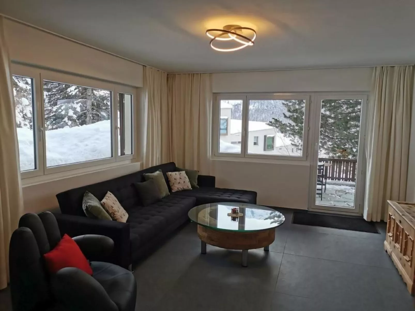 Chesa Andrea, EG-Dedans