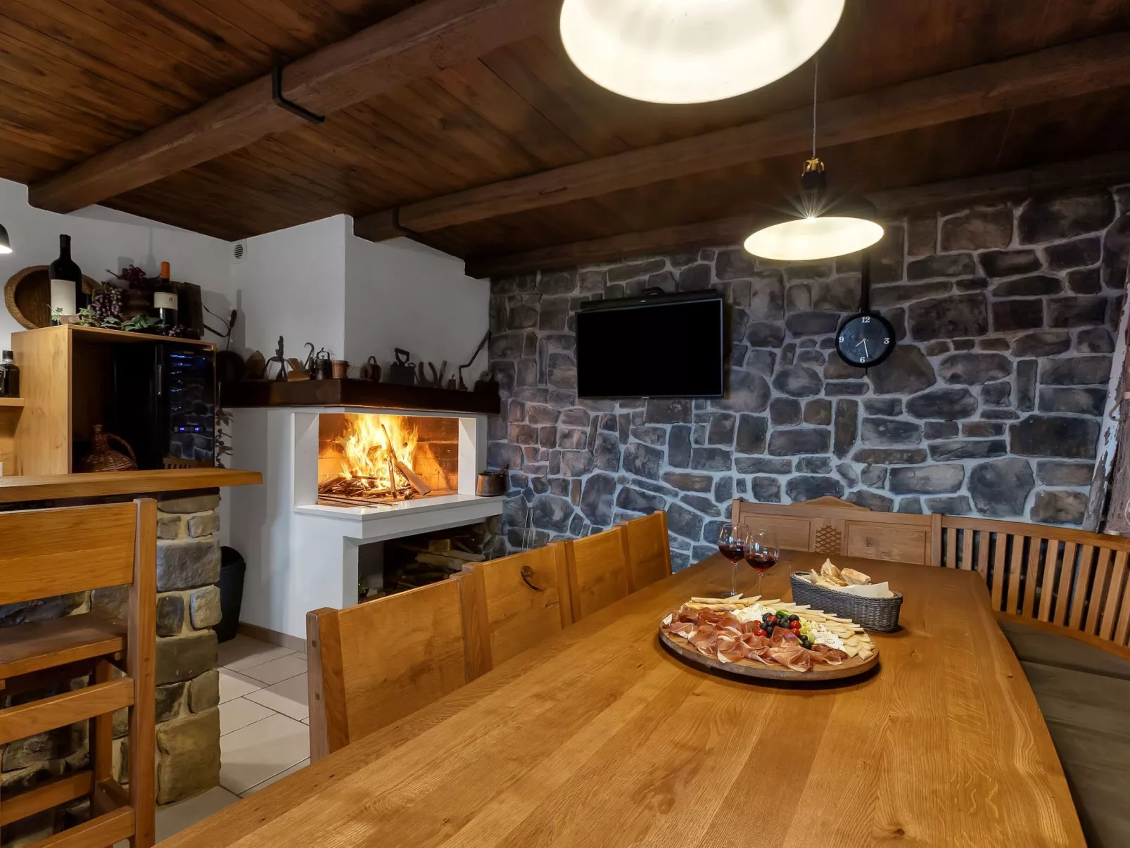 Villa Oscar mit Pool-Dedans