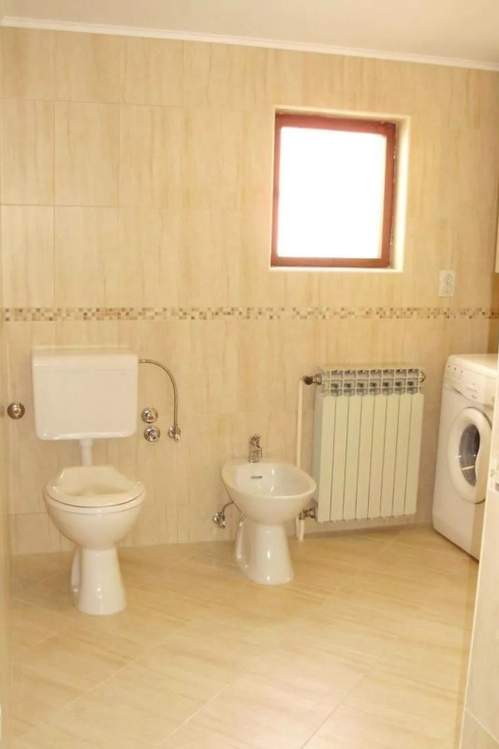 "Maestral Ventus Makarska"-Drinnen