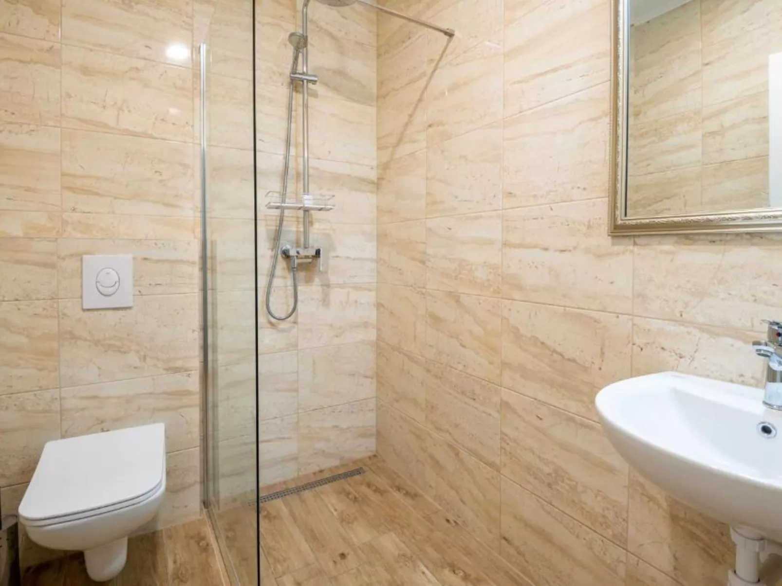 "Paola" mit eigenem Pool-Inside