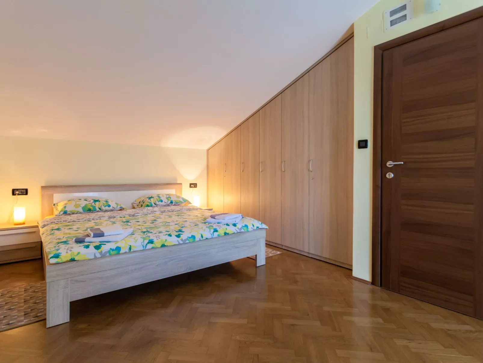 In der Nähe des Meeres, schöne und moderne Wohnung-Drinnen