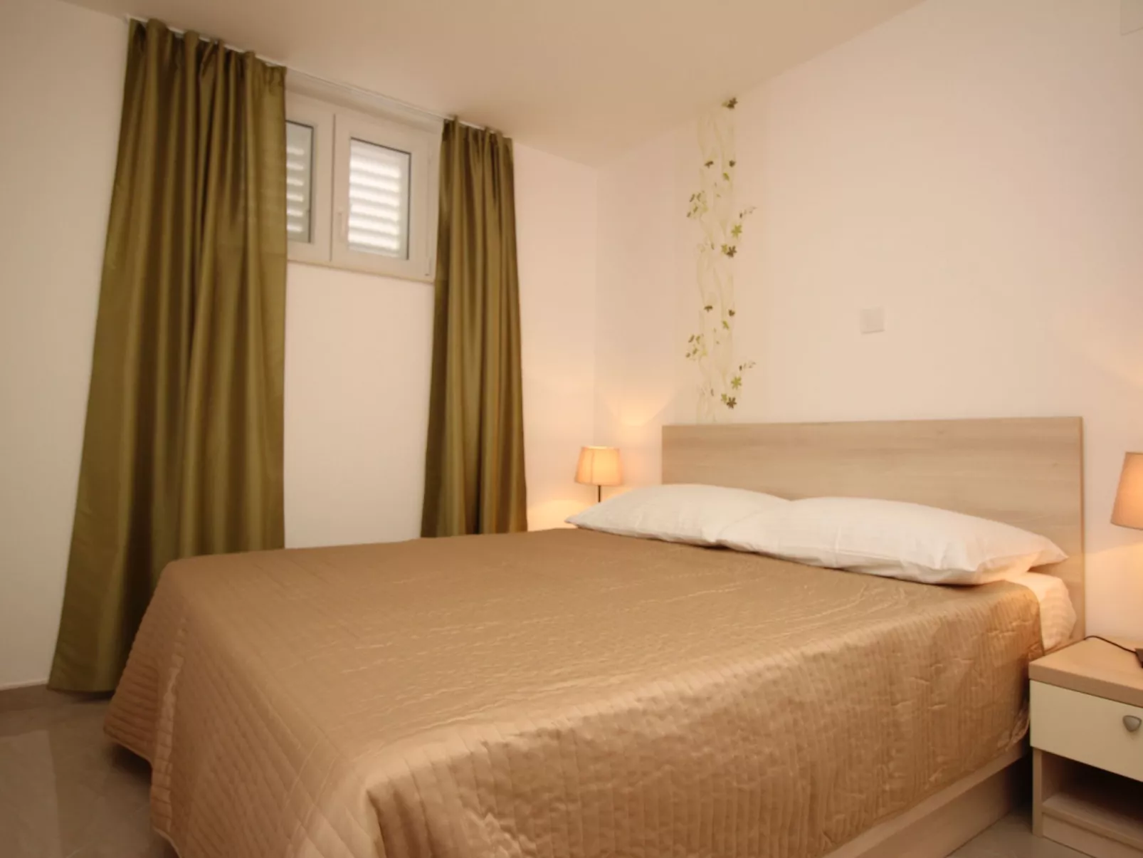 Gemütliche Ferienwohnung in Baška mit gemeinsamem Pool und Grill-Image-tags.info