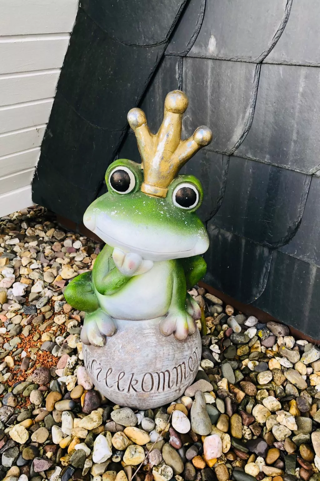 Nurdachhaus in Burhave mit Garten-Outside