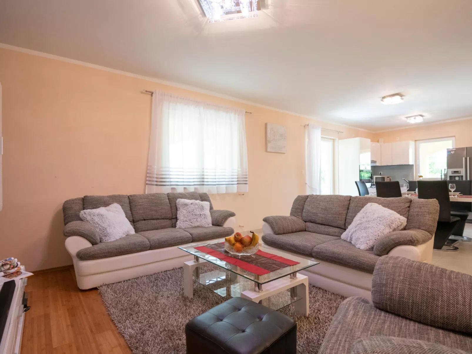 Villa "Mile" mit beheiztem Pool, Grill und Terrasse-Image-tags.info