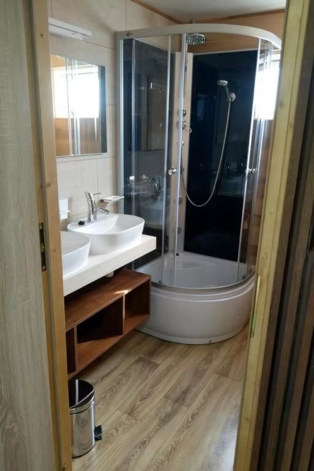 Ganzjahreshäuschen - gelb-Dedans