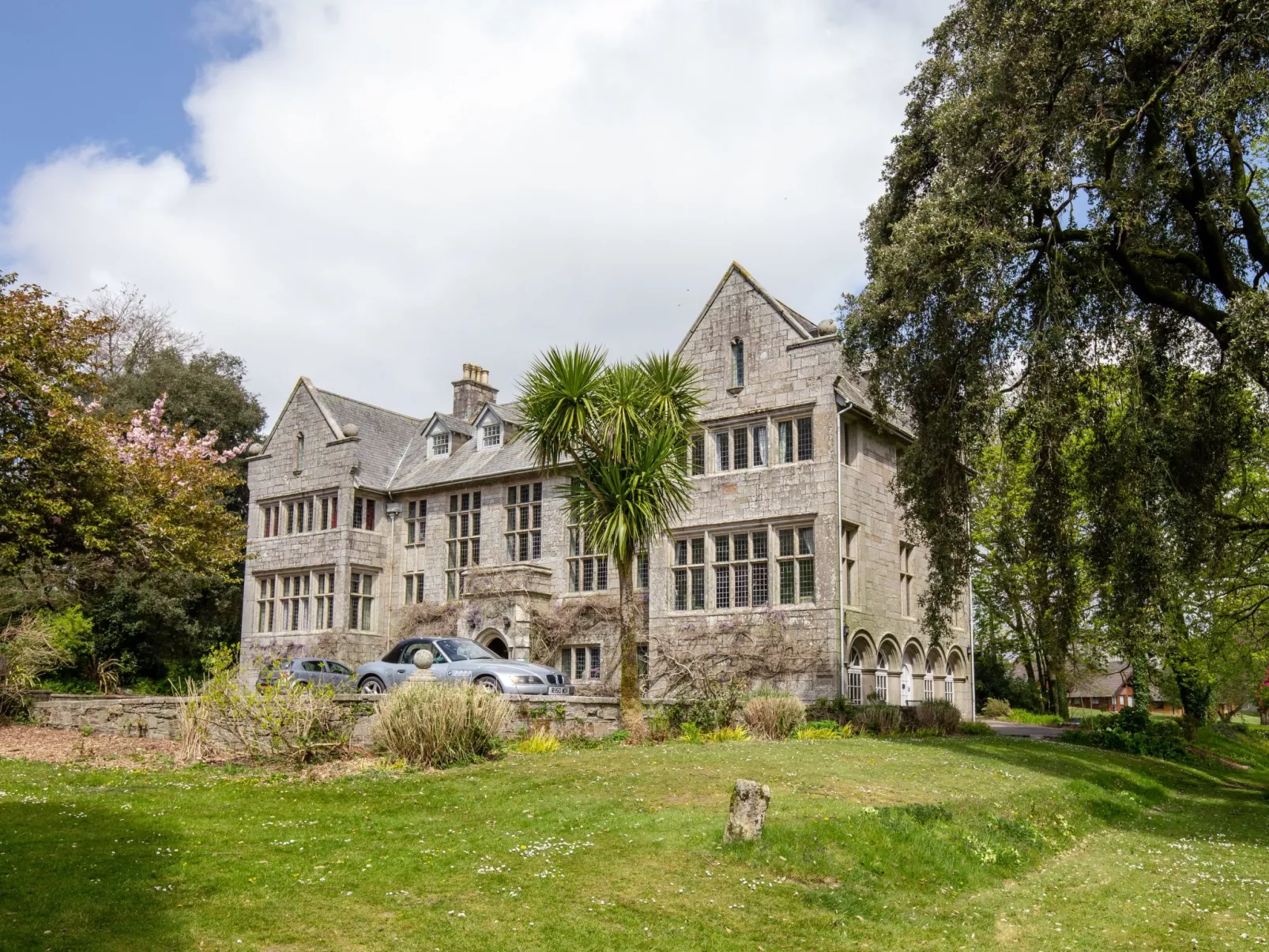 Haus in Saint Tudy mit gemeinschaftlichem Parkplatz-Outside