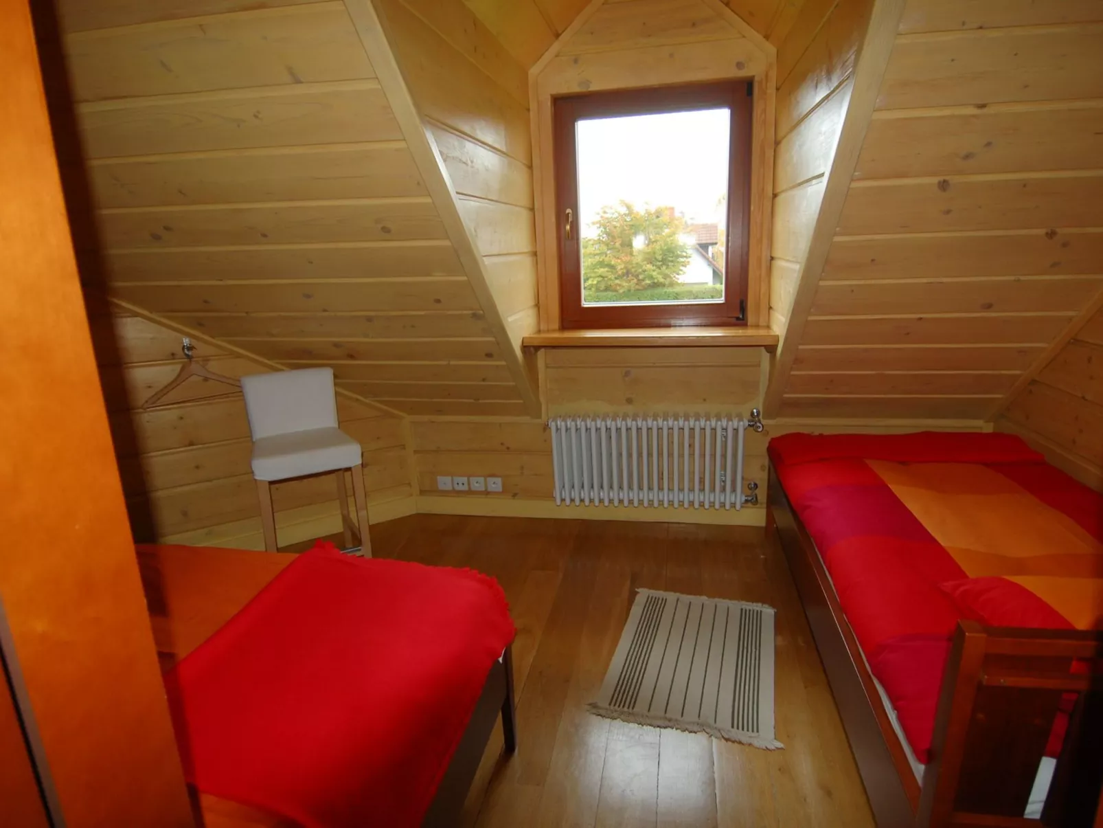 Mit Schwimmbad-Dedans