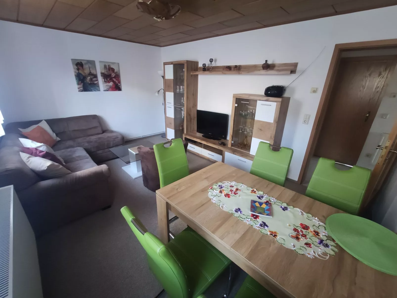 Gemütliche Ferienwohnung mit Garten-Inside