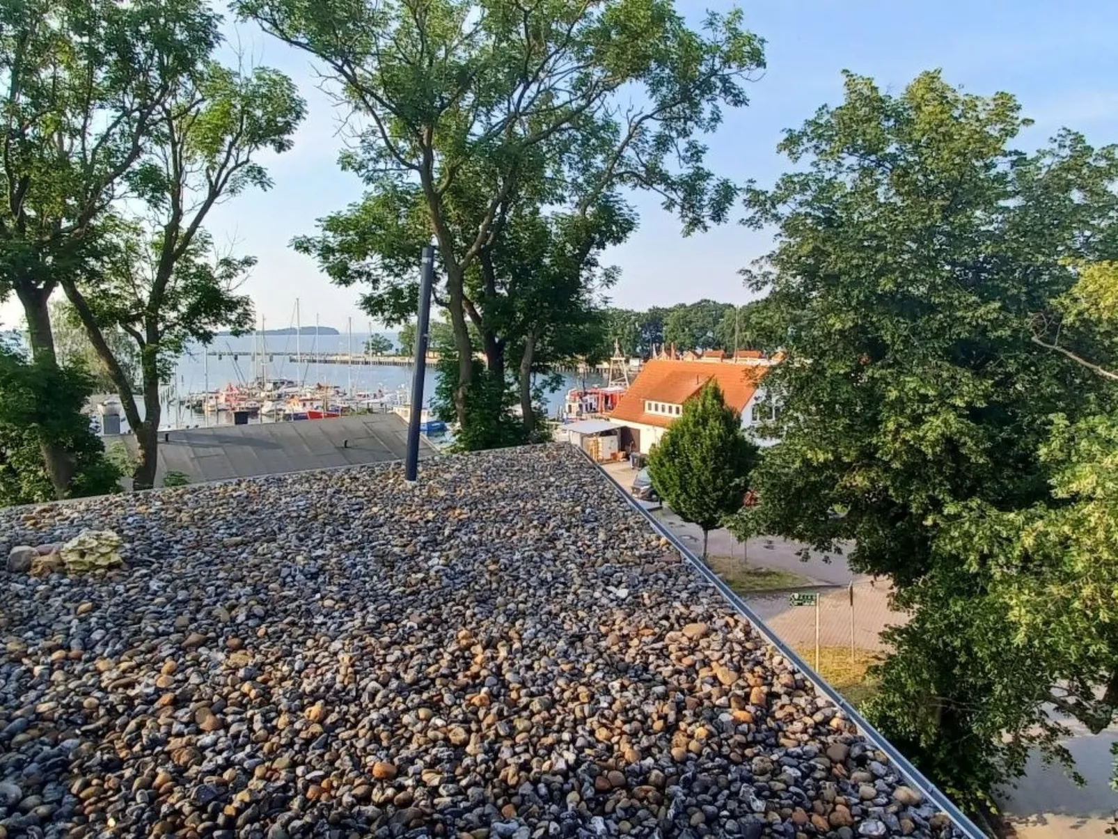 Boddenblick-Vilm-Drinnen