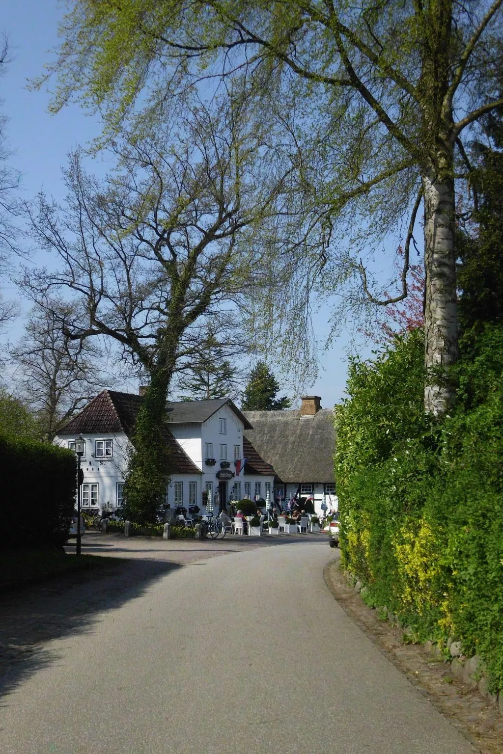 Haus in Zimmert mit Terrasse, Grill und Garten-Outside