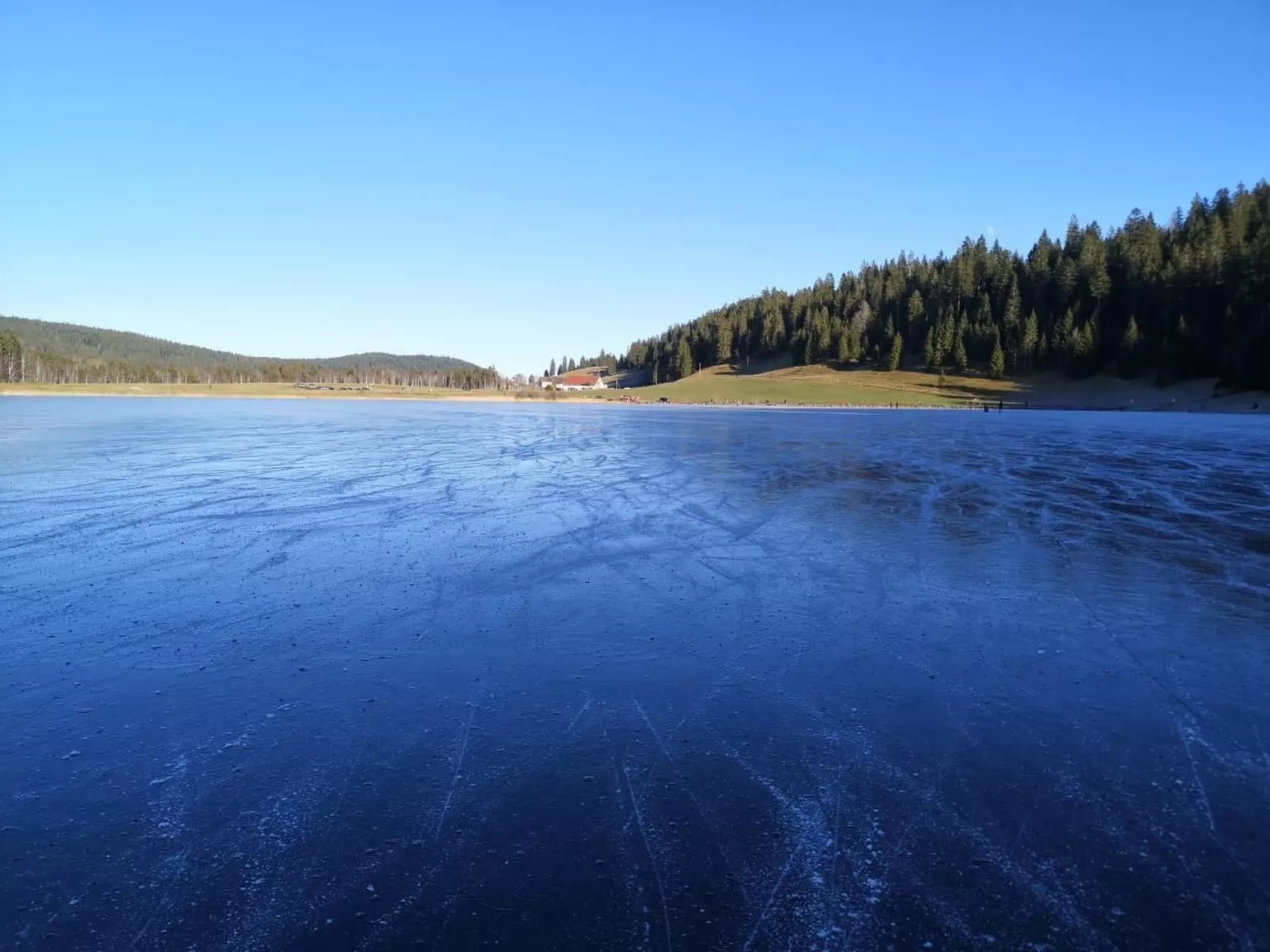 Wohnung in altem, renoviertem Bauernhaus-Draußen