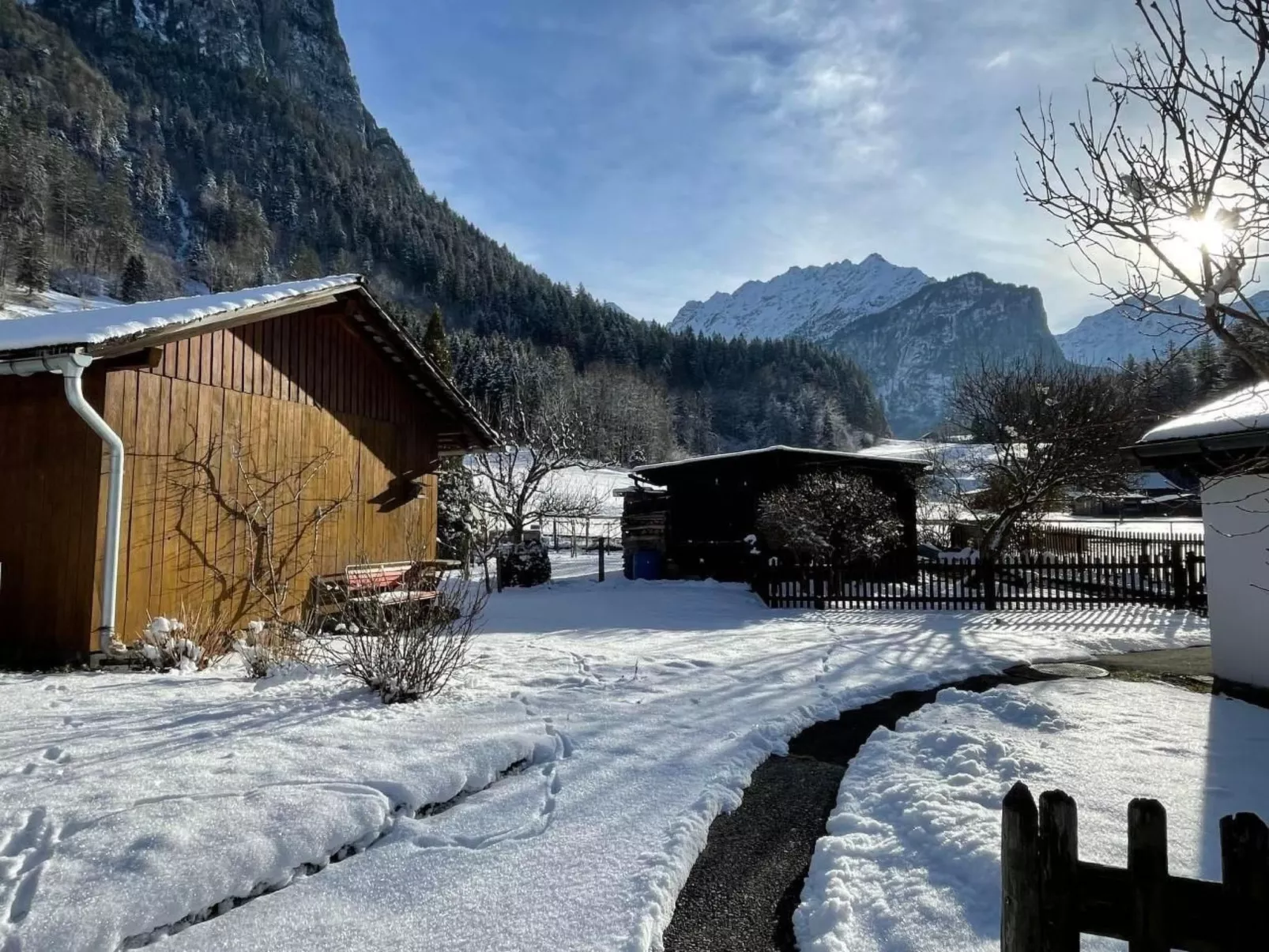 Alpine Home Streich-Outside