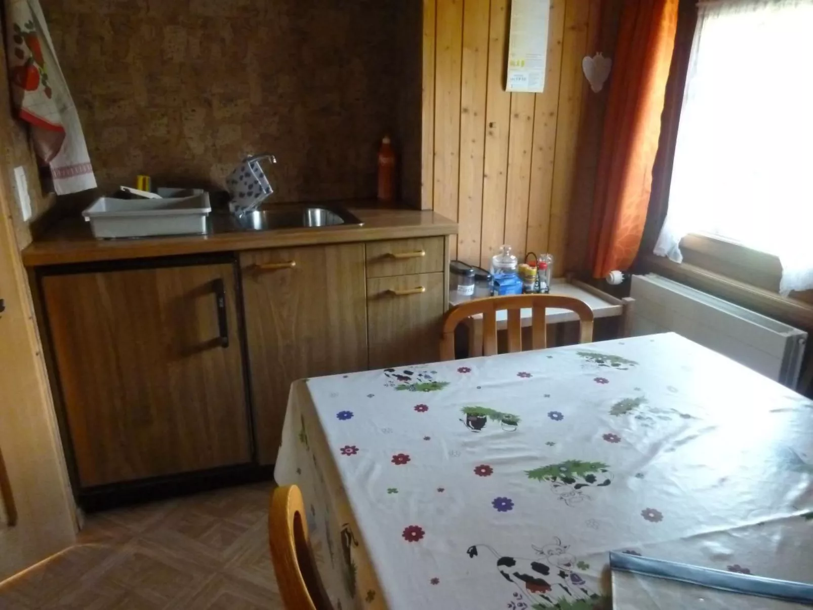 Bauernhof ufem Berg-Drinnen