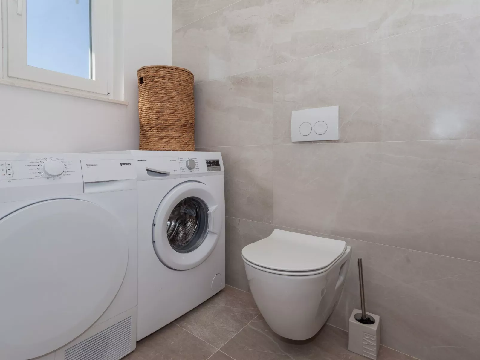 Wunderschöne Ferienvilla Lomari-Drinnen