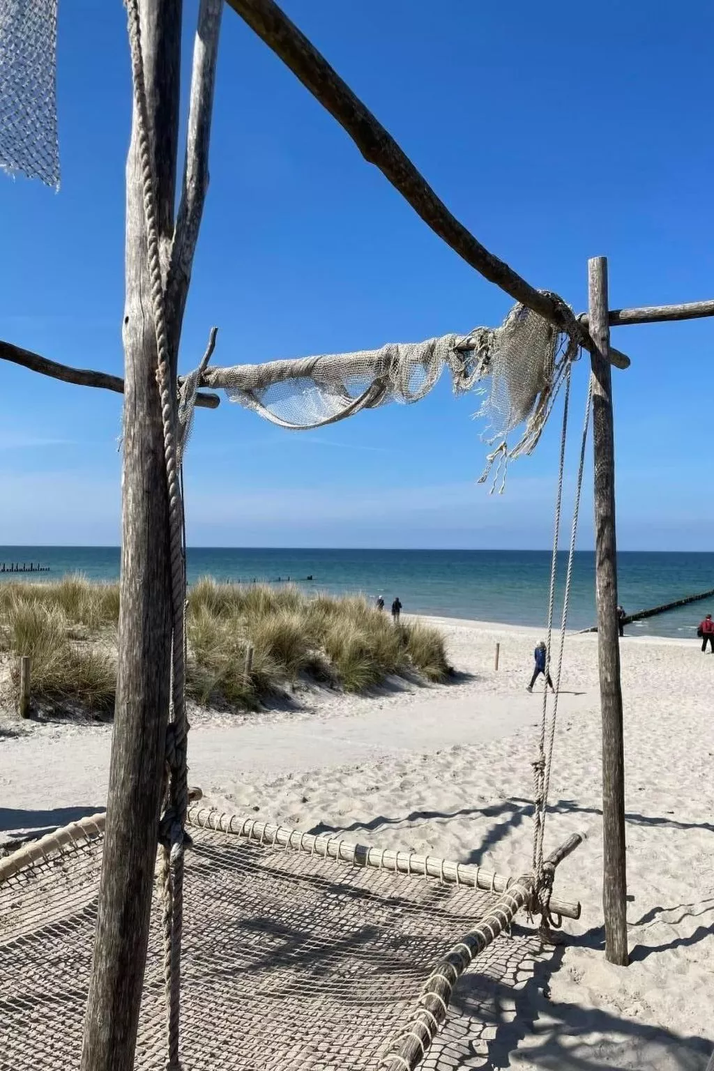 Weisses Traumschloss an der Ostsee-Drinnen