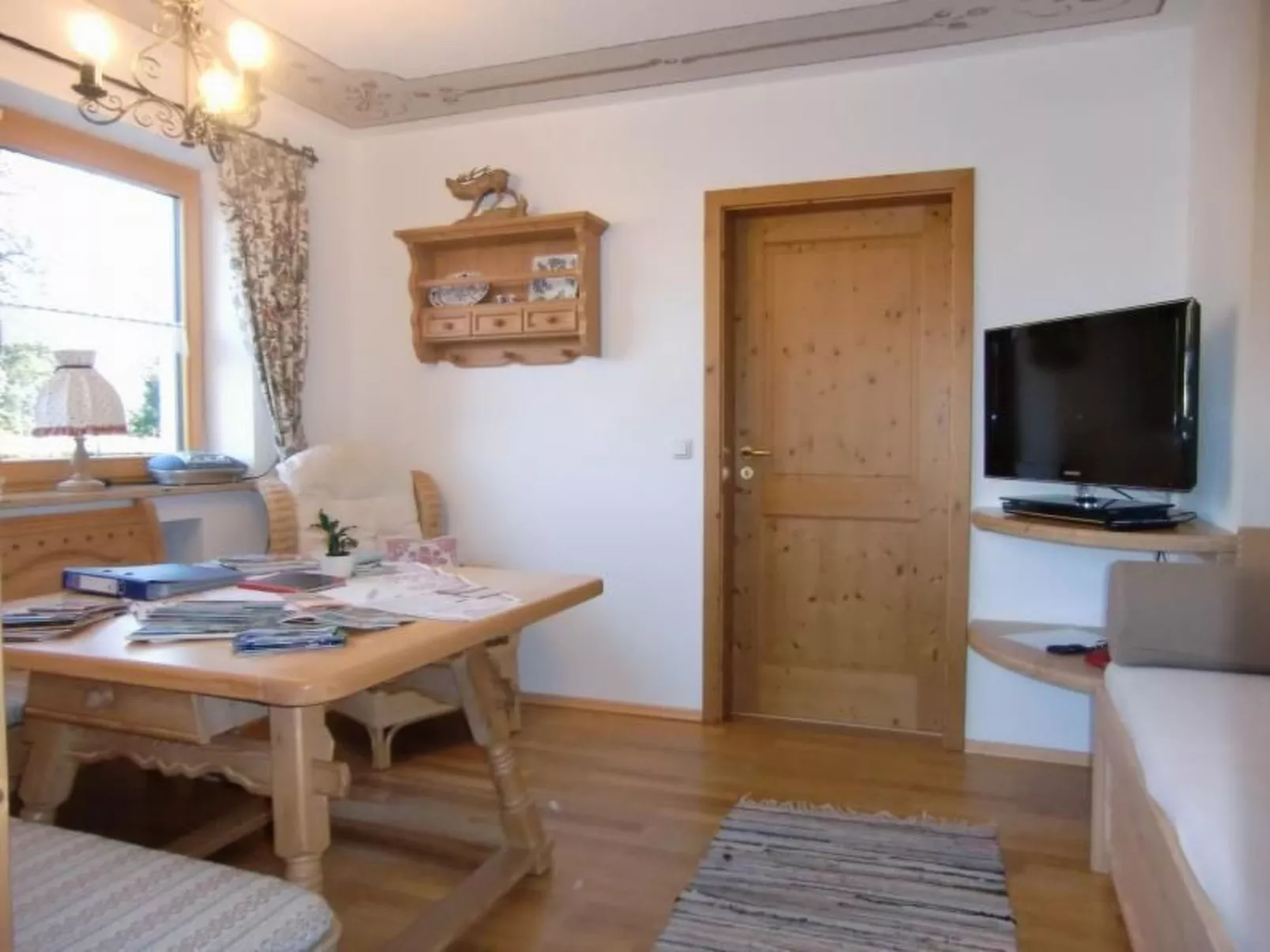 Appartement mit Terrasse-Inside