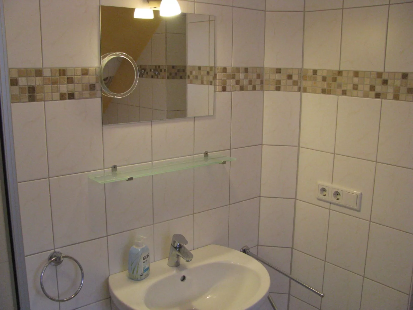 Moderne Ferienwohnung mitten in Greifswald-Inside